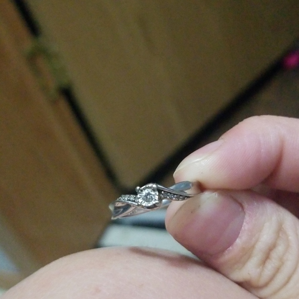 Promise ring - Picture 3 of 3